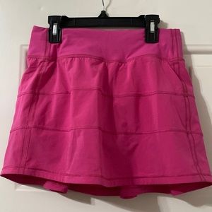 Lululemon sonic pink pace rival skirt size 2 sold out!!